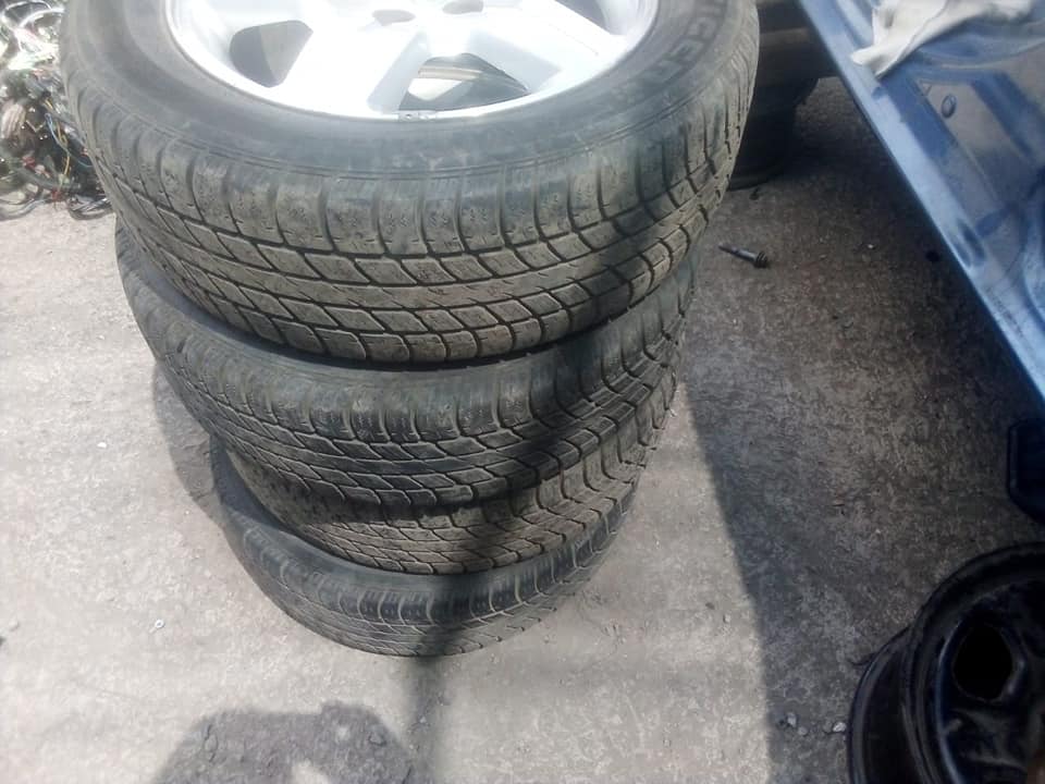 JUEGO DE ARO MAS LLANTA DODGE CALIBER 2007 AL 2012